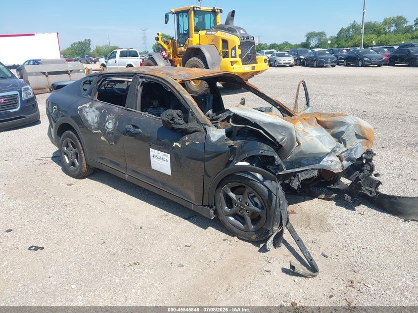 Vin: 3kpft4de7se212354, lot: 46044115, kia k4 lxs 2025 img_1