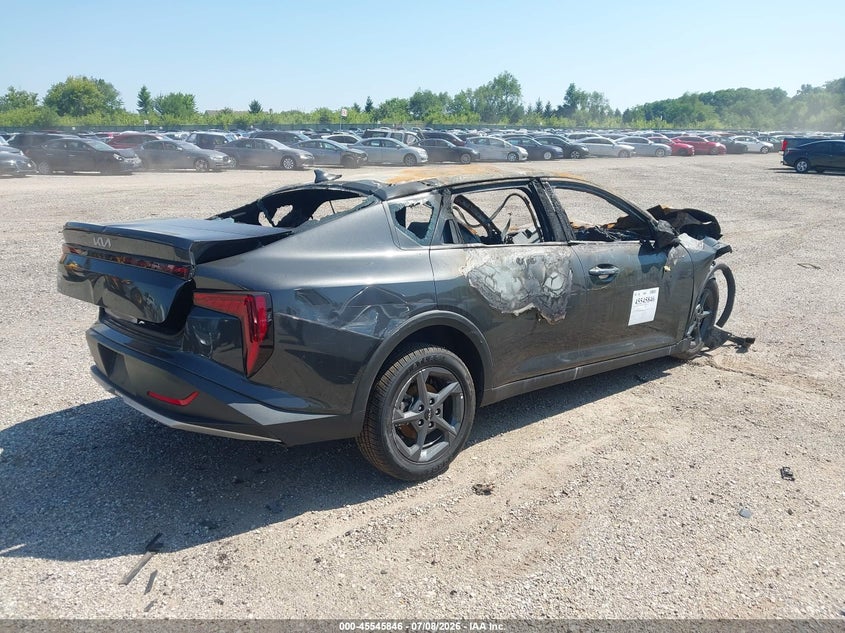 Vin: 3kpft4de7se212354, lot: 46044115, kia k4 lxs 20254