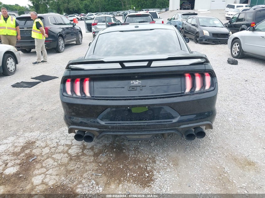 FORD MUSTANG - zdjęcie 16