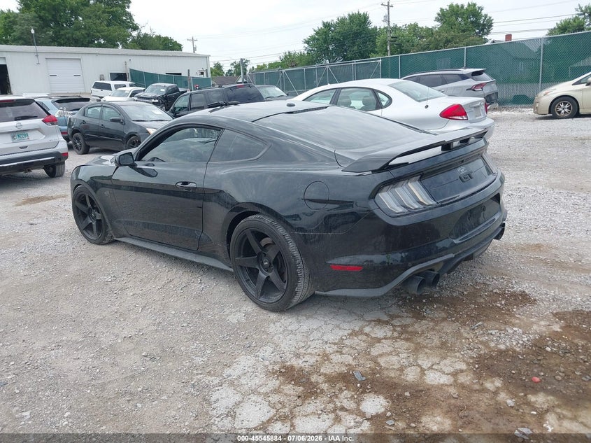 FORD MUSTANG - zdjęcie 3
