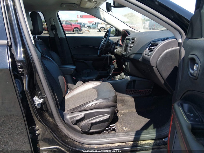 2020 JEEP COMPASS auction photo 5
