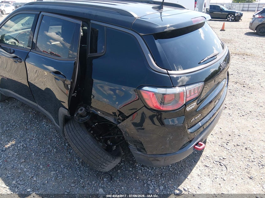 2020 JEEP COMPASS auction photo 6