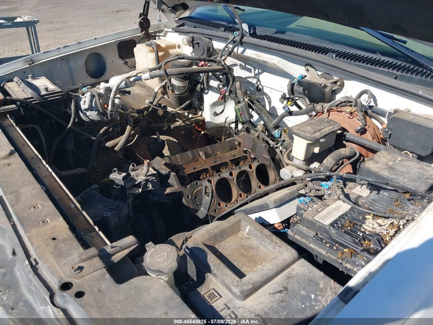 1996 Chevrolet Gmt-400 K1500 VIN: 2GCEK19R3T1201343 Lot: 45545925