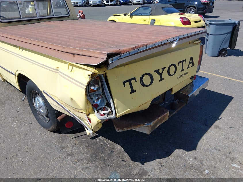 1978 TOYOTA PICKUP auction photo 6