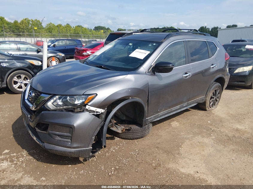 2017 NISSAN ROGUE auction photo 2