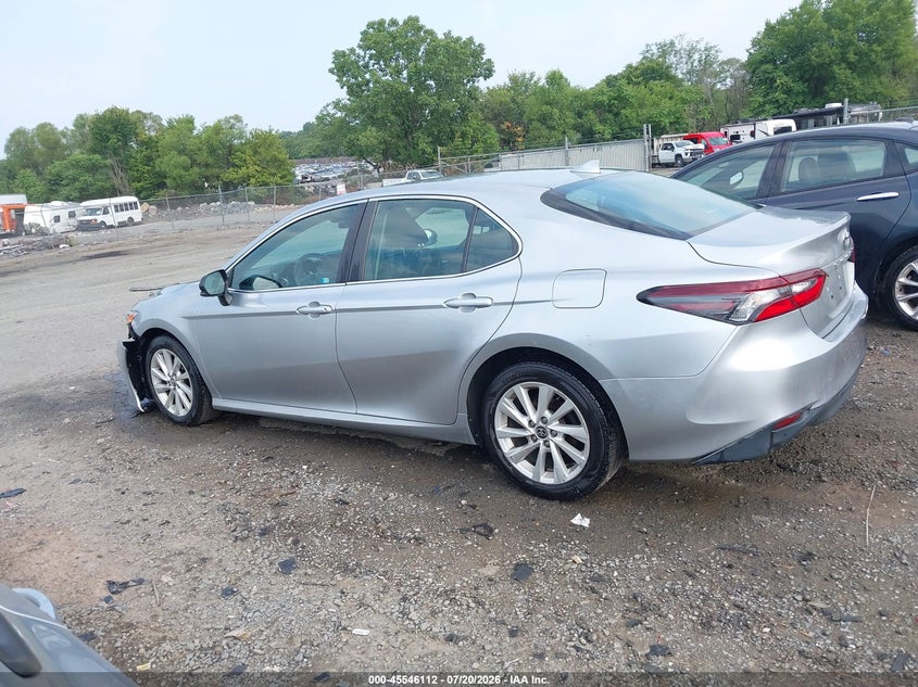 TOYOTA CAMRY - zdjęcie 14