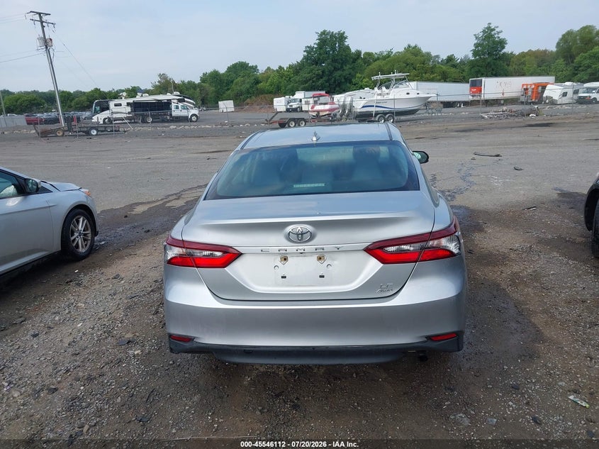TOYOTA CAMRY - zdjęcie 16