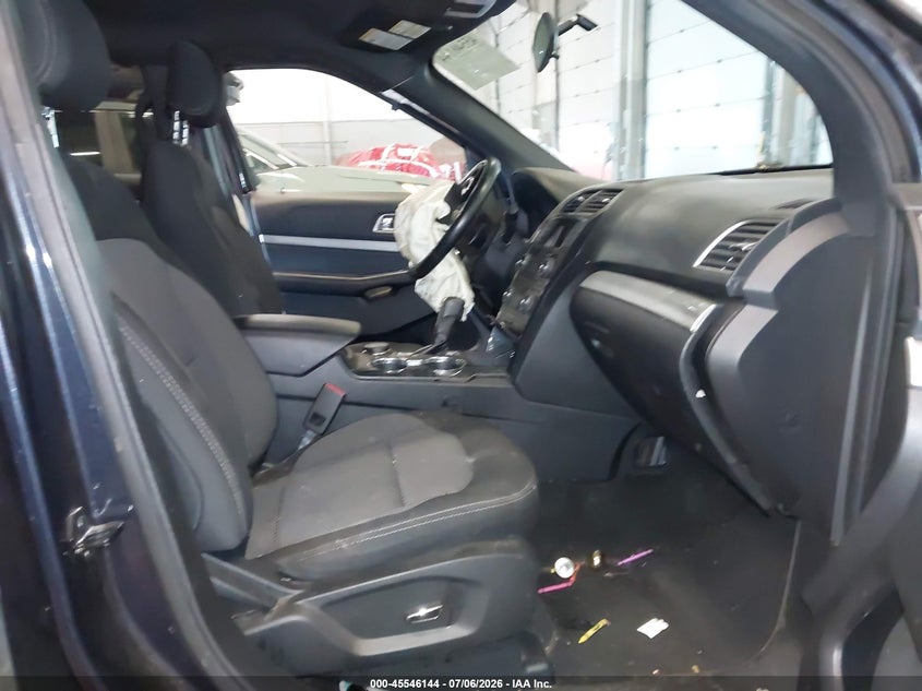 2017 FORD EXPLORER auction photo 5