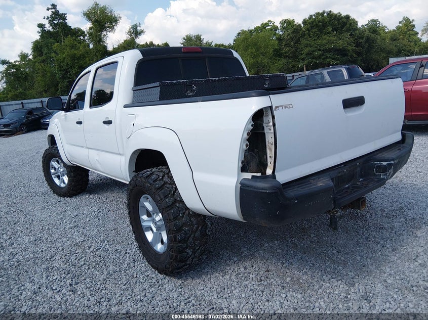 2013 TOYOTA TACOMA auction photo 3