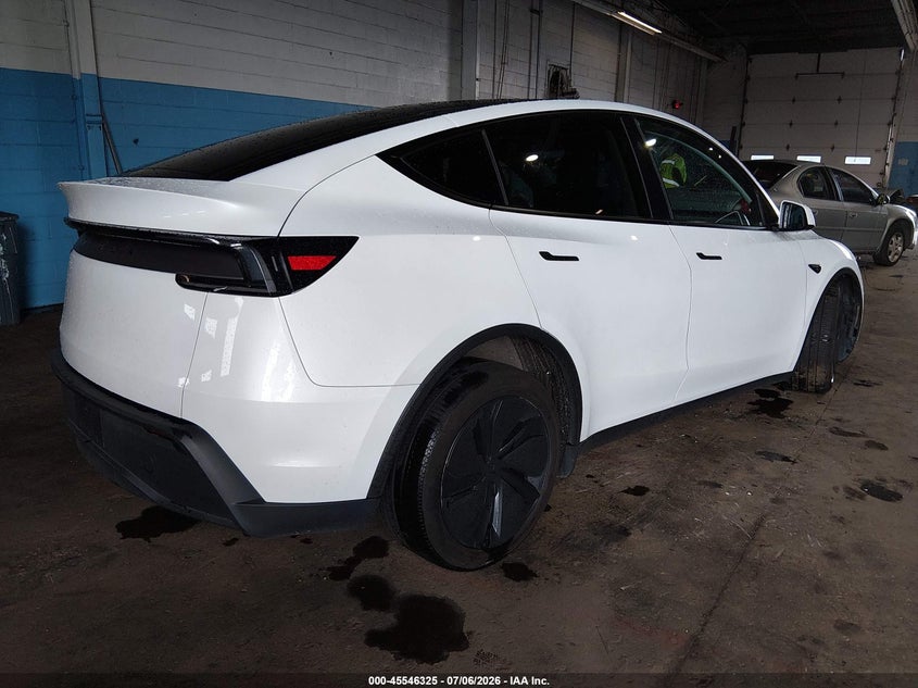 2026 TESLA MODEL Y auction photo 4