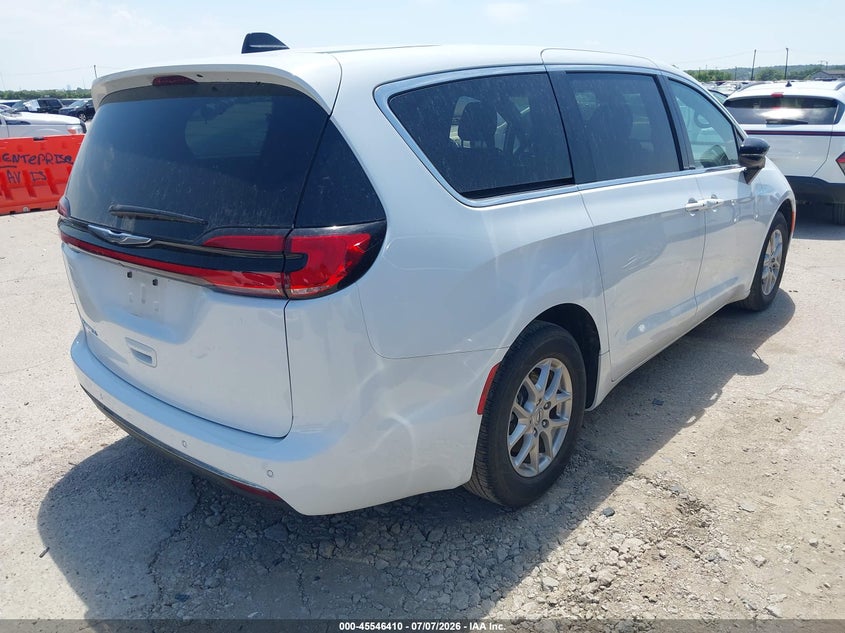 2025 CHRYSLER PACIFICA auction photo 4