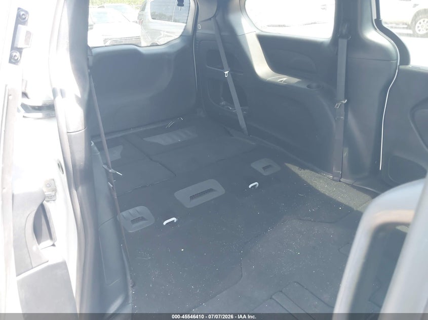 2025 CHRYSLER PACIFICA auction photo 8
