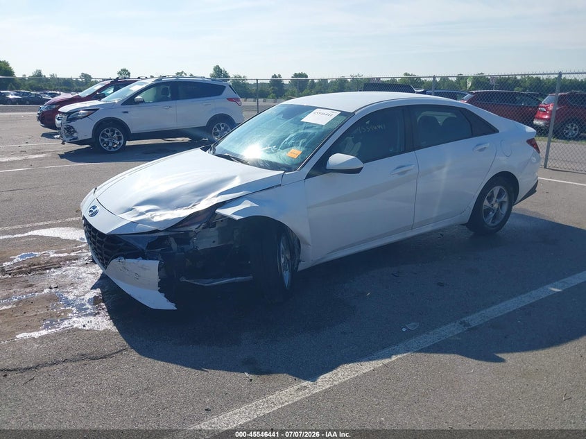 2021 HYUNDAI ELANTRA auction photo 2