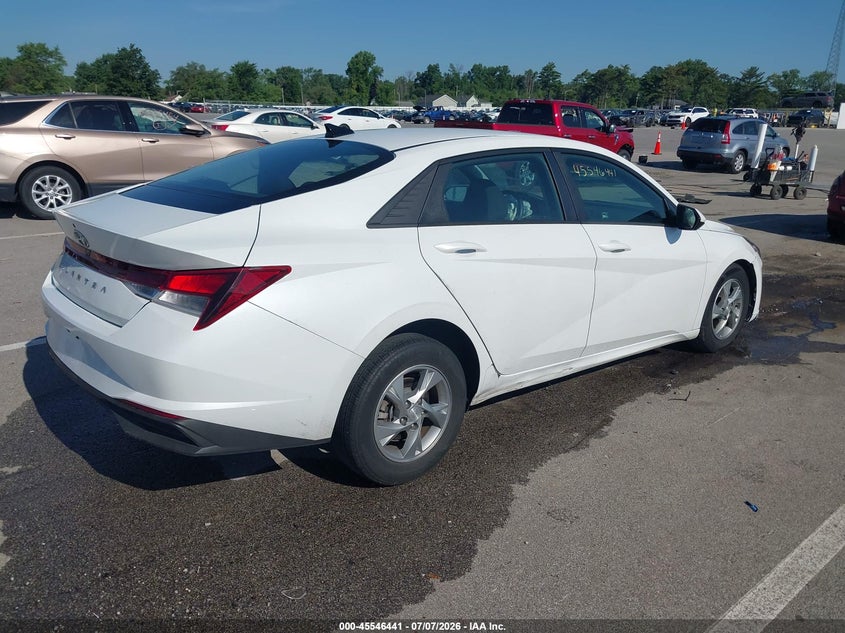 2021 HYUNDAI ELANTRA auction photo 4