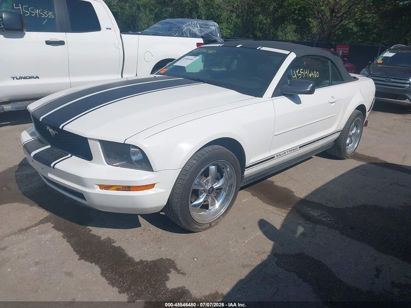 2007 Ford Mustang, Удар сзади, IAAI, VIN 1ZVFT84N175361379 — фото 2