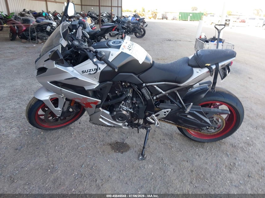 2024 Suzuki Gsx800 F VIN: JS1EM13B6R7100521 Lot: 45546548
