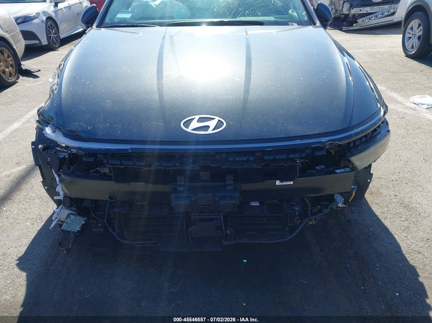 2026 HYUNDAI SONATA HYBRID auction photo 6