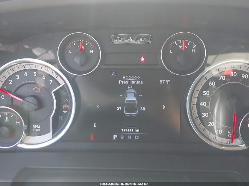 2014 RAM 1500 auction photo 7