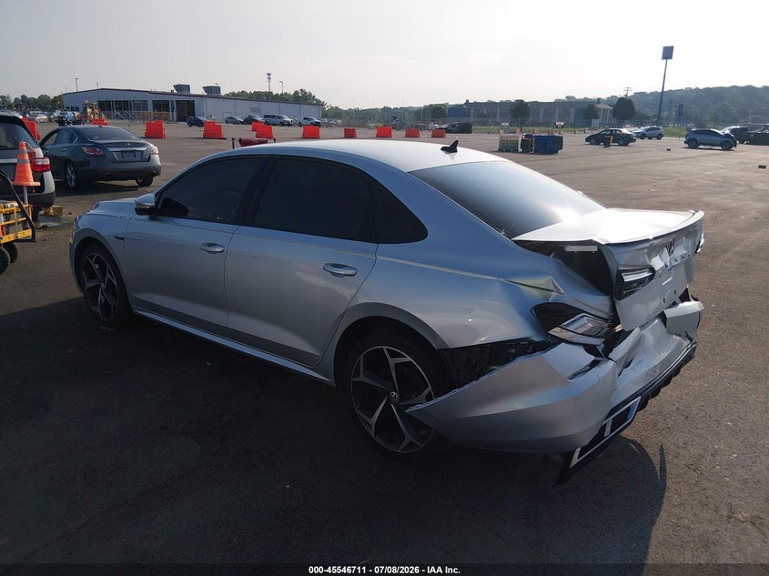 2020 VOLKSWAGEN PASSAT auction photo 3