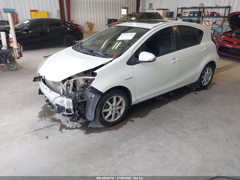 JTDKDTB39F1111543 2015 Toyota Prius C Four photo 1