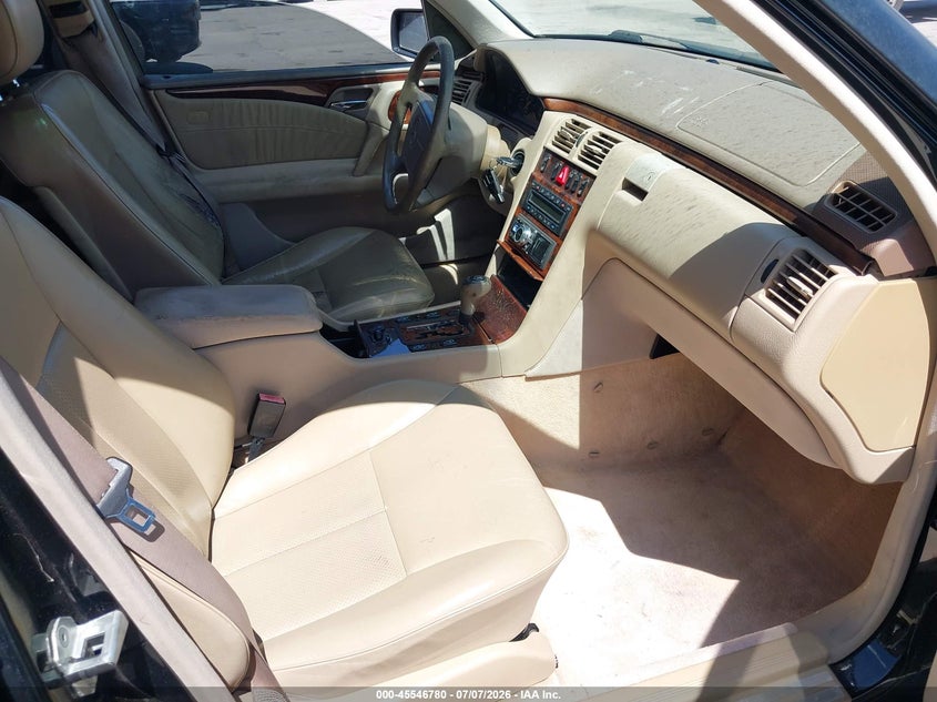 1999 MERCEDES-BENZ E 320 auction photo 5
