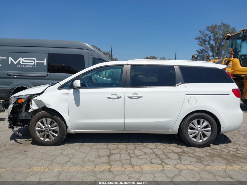 2017 Kia Sedona Lx VIN: KNDMB5C11H6326217 Lot: 45546805