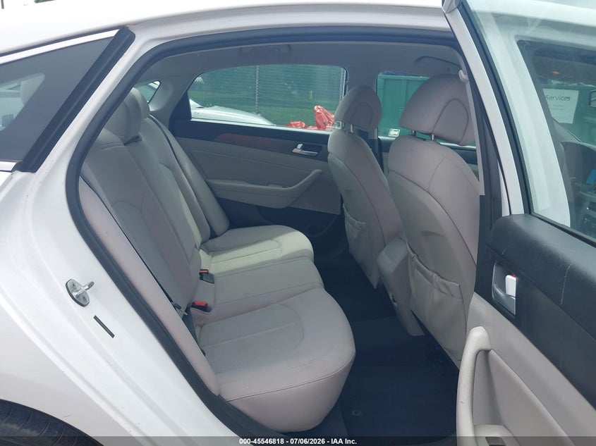 2015 HYUNDAI SONATA auction photo 8