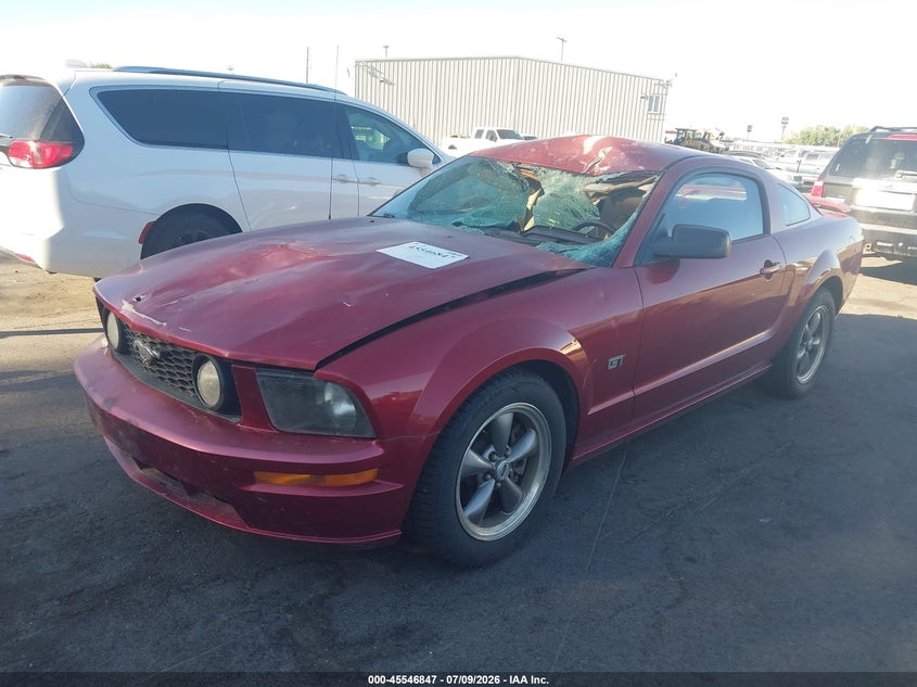 2006 FORD MUSTANG auction photo 2
