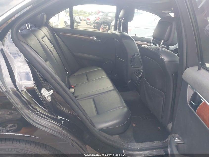 2009 Mercedes-Benz C 300 Luxury 4Matic/Sport 4Matic VIN: WDDGF81X39F244412 Lot: 45546876
