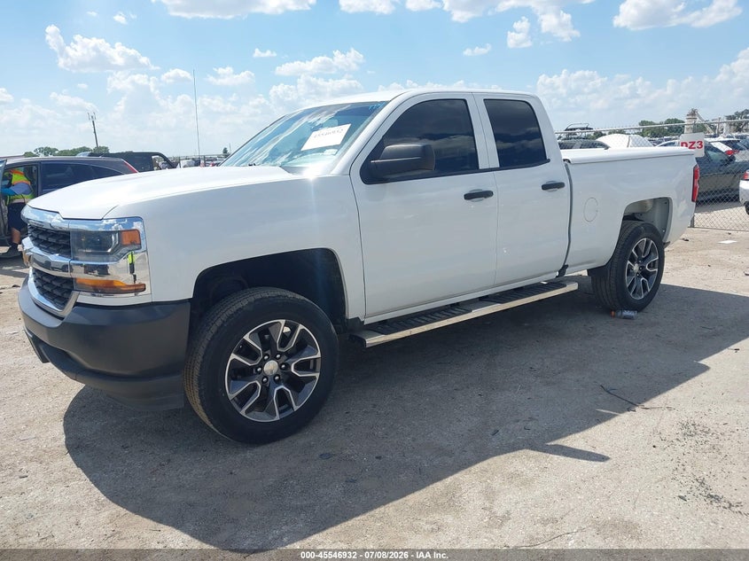 2018 Chevrolet Silverado 1500 Wt, Удар сзади, IAAI, VIN 1GCRCNEC1JZ381921 — фото 2