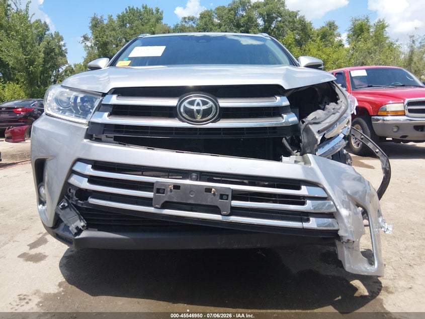 2017 Toyota Highlander Limited Platinum VIN: 5TDDZRFHXHS389134 Lot: 45546950