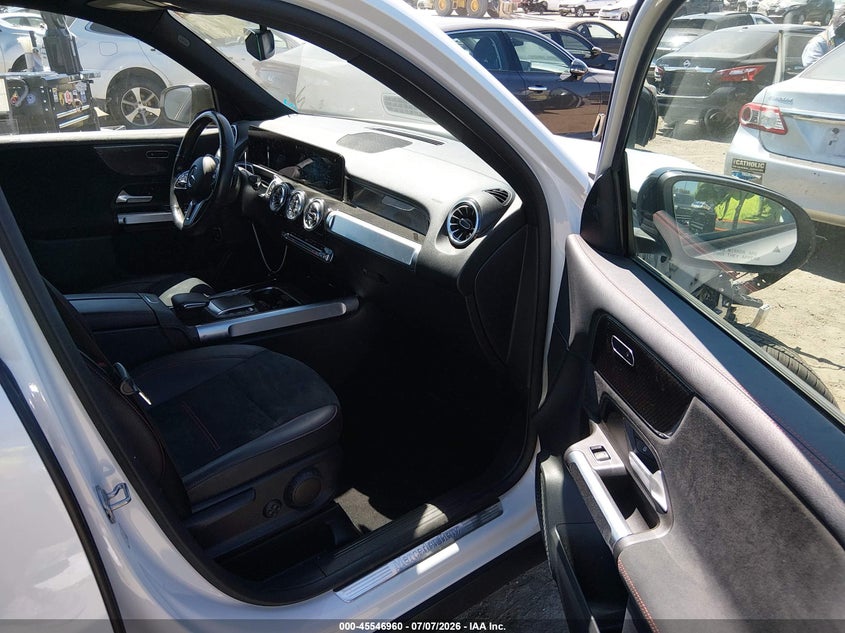 2022 MERCEDES-BENZ GLB 250 auction photo 5