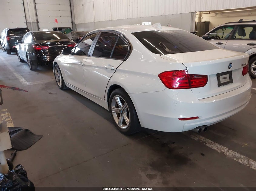 Vin: wba3c1g50dnn93828, lot: 46045232, bmw 328i 20133