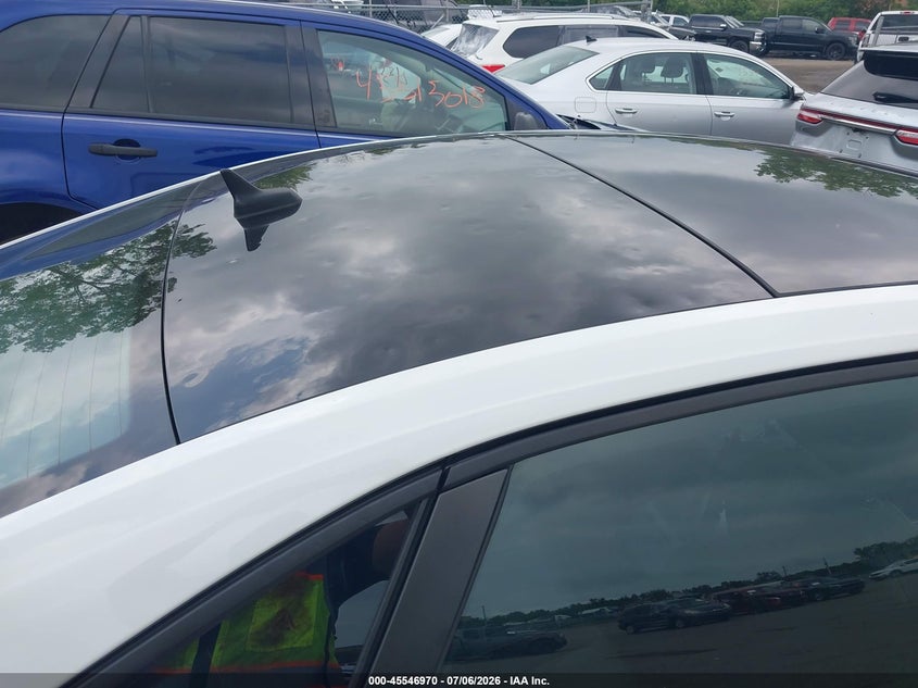 2021 VOLKSWAGEN JETTA GLI auction photo 4