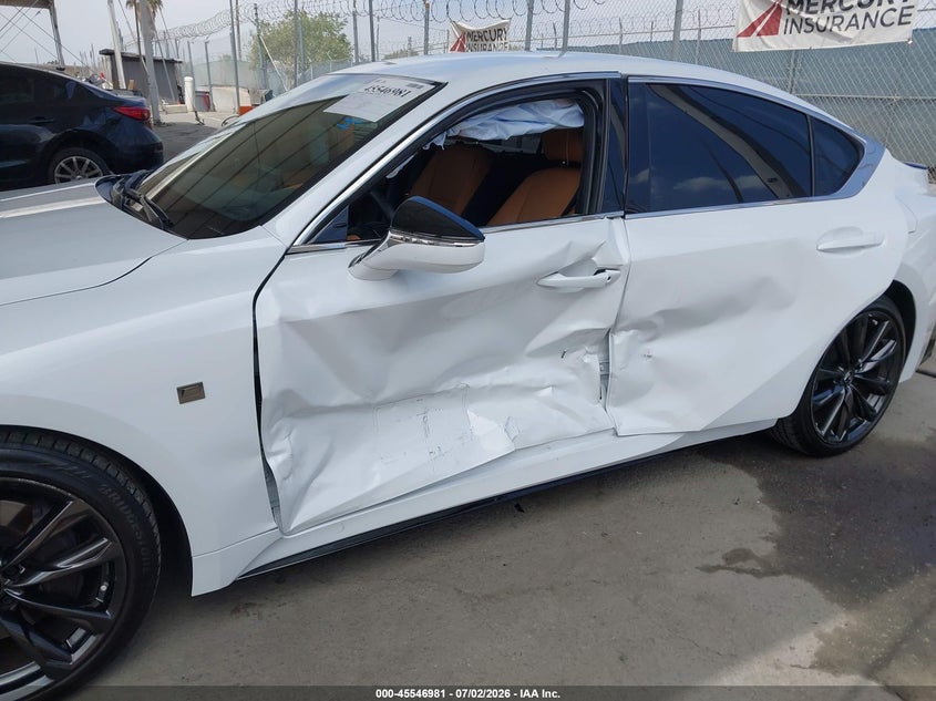 2025 LEXUS IS 300 auction photo 6