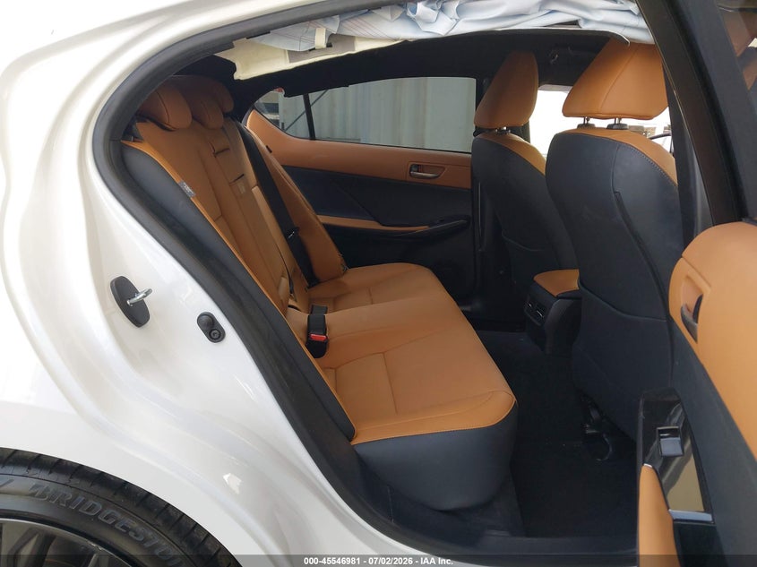 2025 LEXUS IS 300 auction photo 8