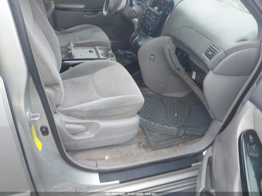 2004 TOYOTA SIENNA VAN 3.3L V-6 DOHC, VVT, 230HP