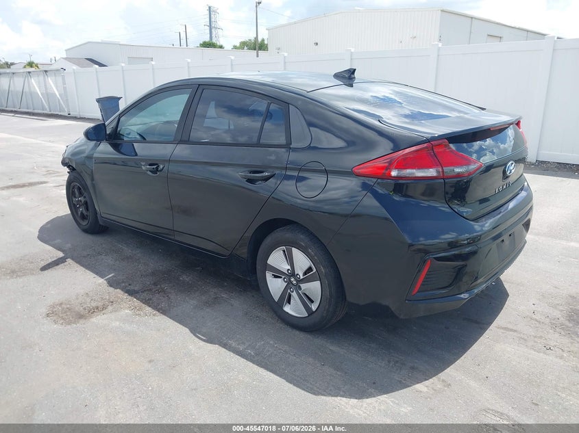 2017 HYUNDAI IONIQ HYBRID auction photo 3