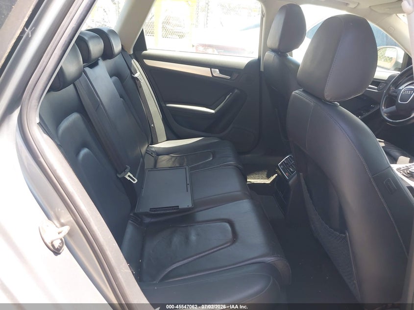 2009 AUDI A4 auction photo 8