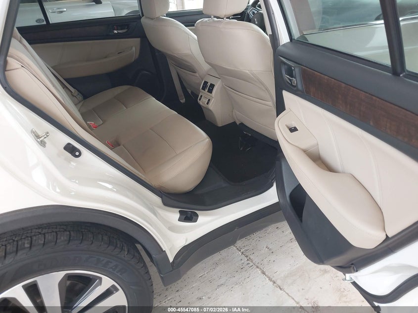2018 SUBARU OUTBACK auction photo 8