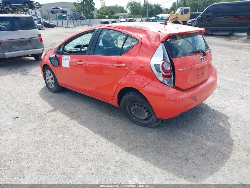 2012 TOYOTA PRIUS C auction photo 3