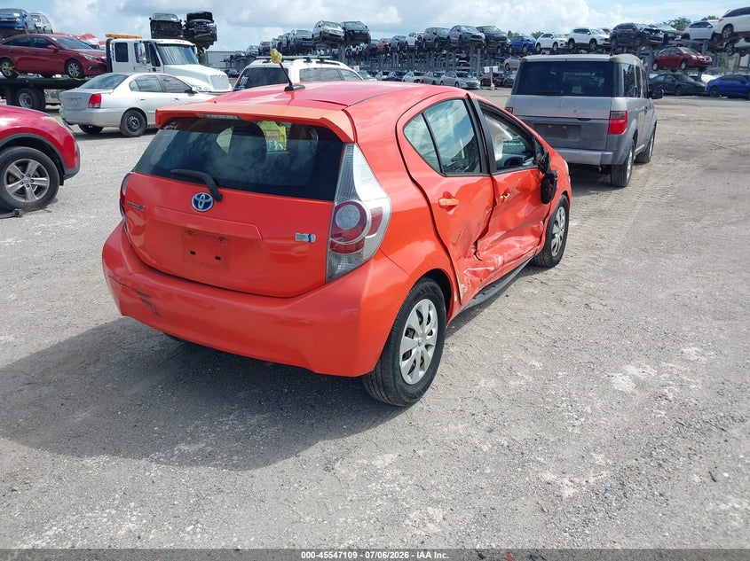 2012 TOYOTA PRIUS C auction photo 4