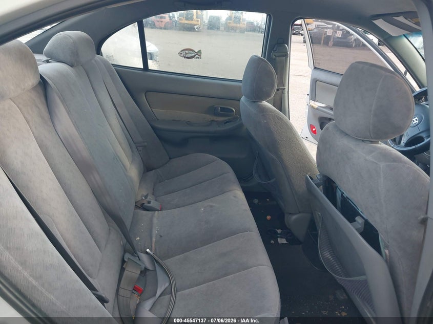 2005 HYUNDAI ELANTRA auction photo 8