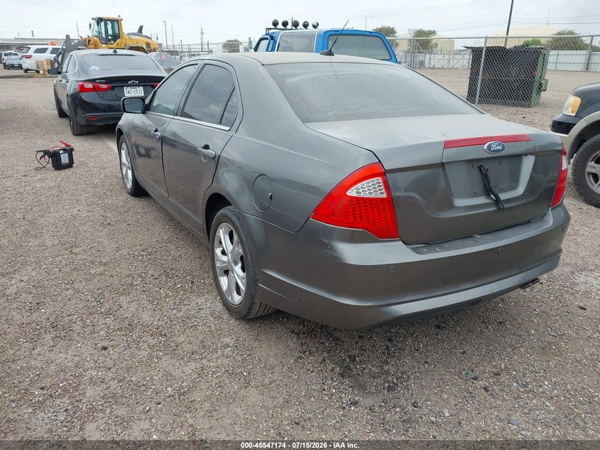 Vin: 3fahp0ha3cr283399, lot: 46045443, ford fusion se 20123