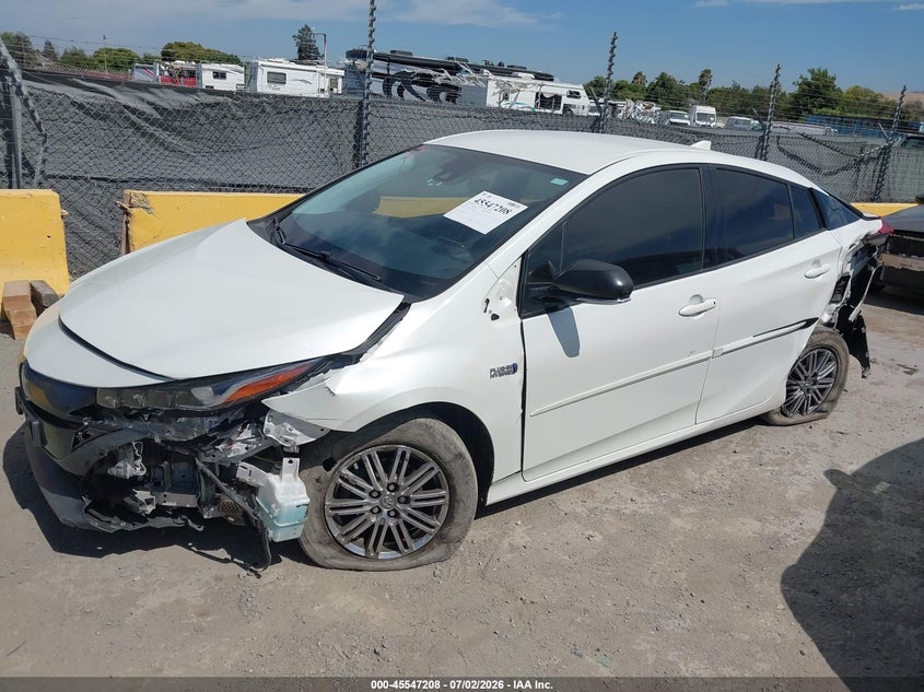 2018 Toyota Prius Prime Premium JTDKARFP7J3100708 photo 1