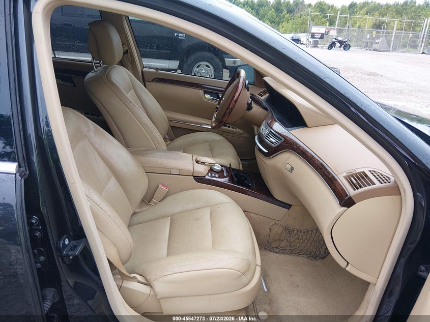 2013 MERCEDES-BENZ S 550 auction photo 5