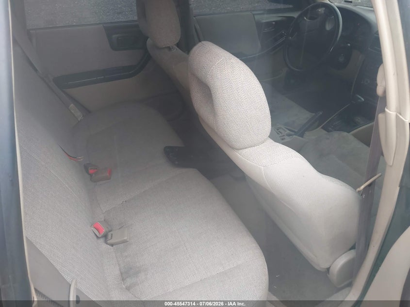 2002 SUBARU FORESTER auction photo 8