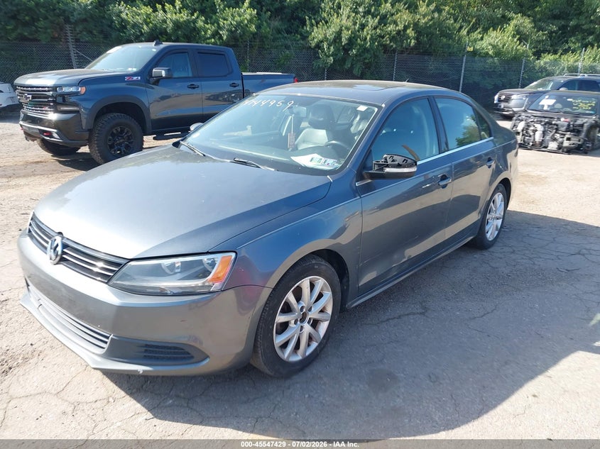 2014 VOLKSWAGEN JETTA auction photo 2