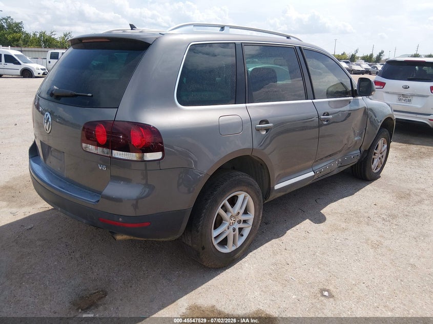 2008 VOLKSWAGEN TOUAREG 2 auction photo 4