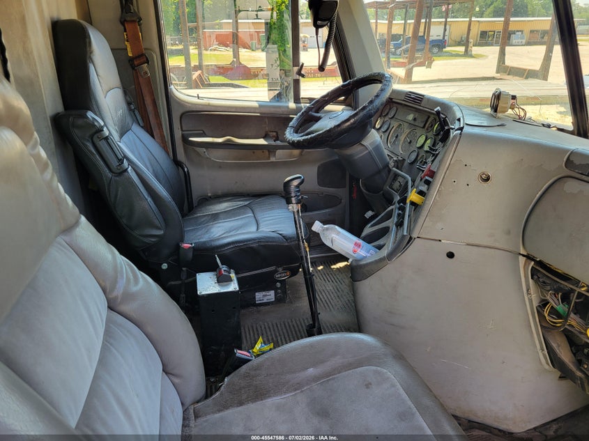 2007 FREIGHTLINER CONVENTIONAL auction photo 5